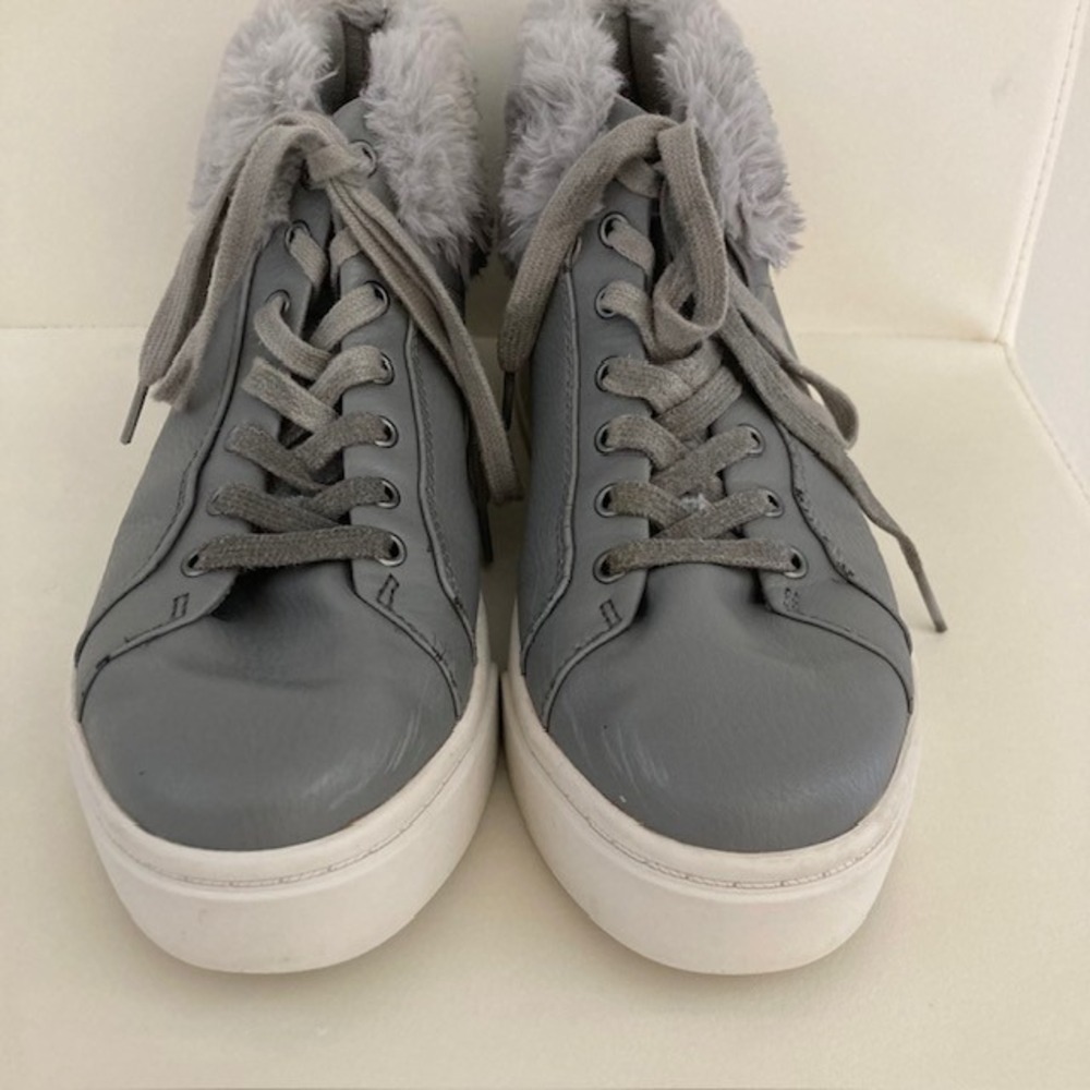 UGG Koolaburra Womens Sundell Fuzz Chukka Dove Grey 7.5
